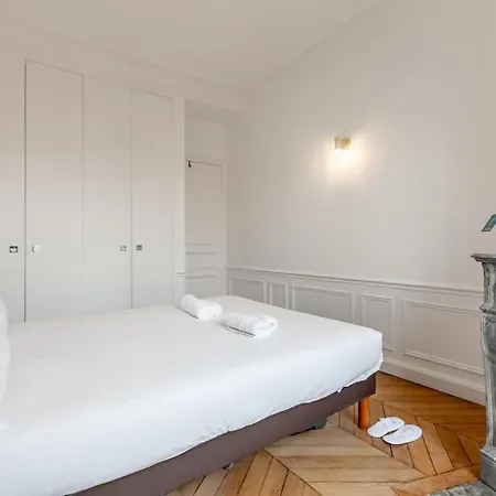 Appartamento Keyz - Luxury 3 Bedrooms Near Champs Elysees
