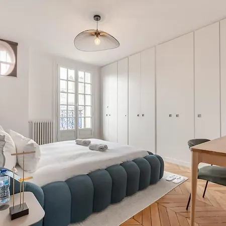 Keyz - Luxury 3 Bedrooms Near Champs Elysees * Parigi