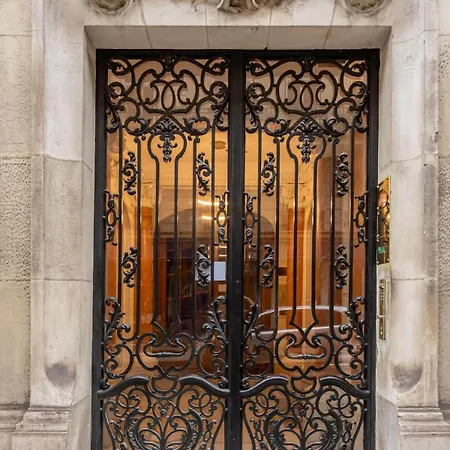 Appartamento Keyz - Luxury 3 Bedrooms Near Champs Elysees Parigi